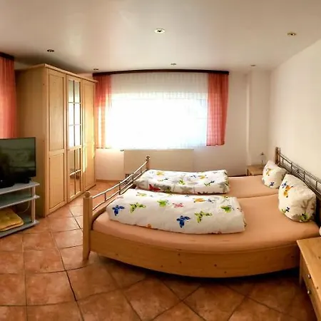 Ferienwohnung & Weinhaus Helbig *